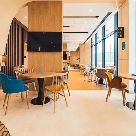 Hampton By Hilton Reduta 3* Warschau