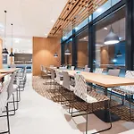 Hampton By Hilton Reduta