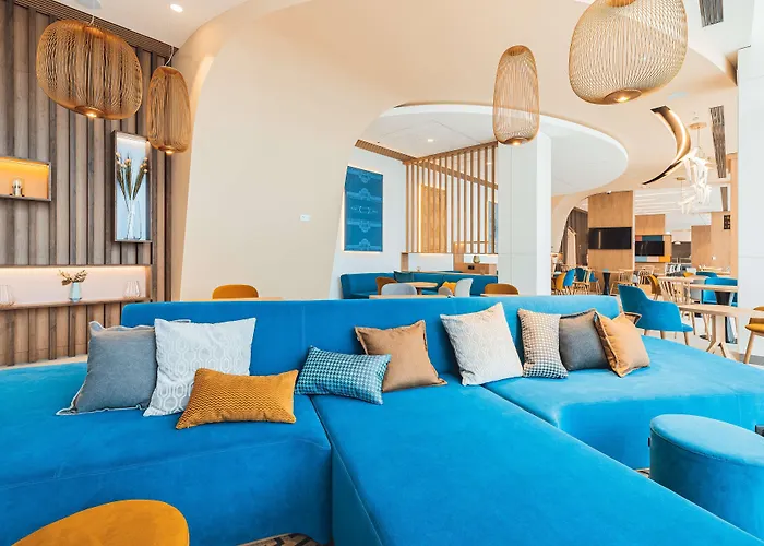 Hotel Hampton By Hilton Reduta Warschau