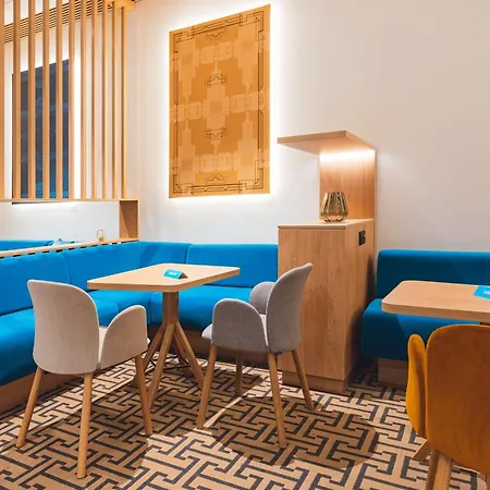 Hampton By Hilton Reduta 3* ワルシャワ