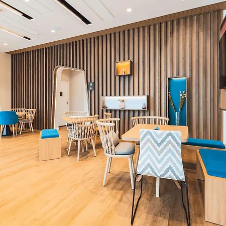 Hampton By Hilton Reduta 3* Varsovie