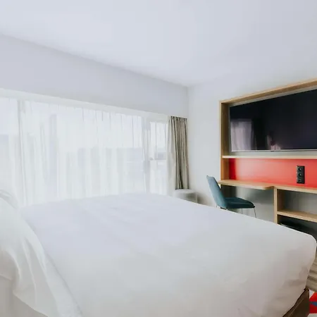 Hotel Hampton By Hilton Reduta
