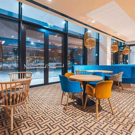 Hampton By Hilton Reduta 3*