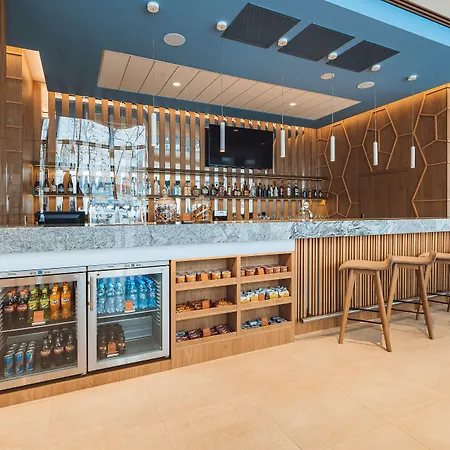 Hampton By Hilton Reduta 3* 华沙