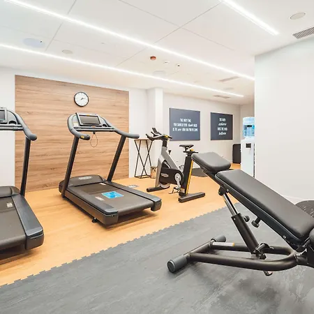 Hotel Hampton By Hilton Reduta Warschau