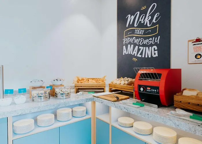 Hotel Hampton By Hilton Reduta Warsaw