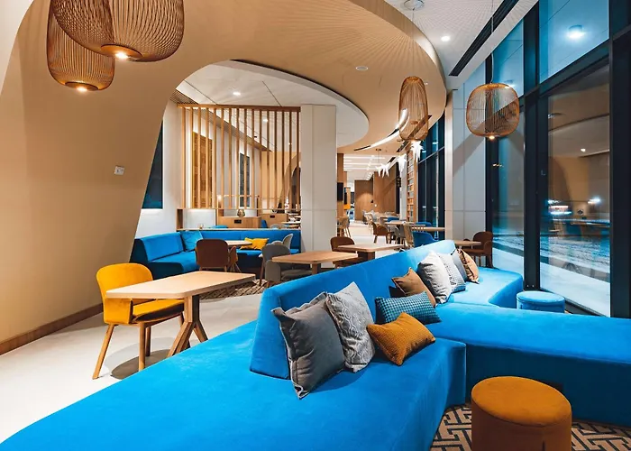 Hampton By Hilton Reduta Hotel