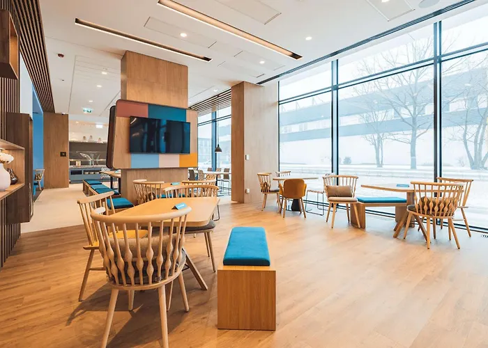 Hampton By Hilton Reduta Hotel