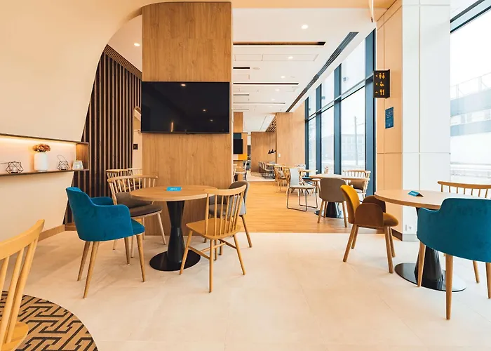 Hampton By Hilton Reduta 3* Warszawa