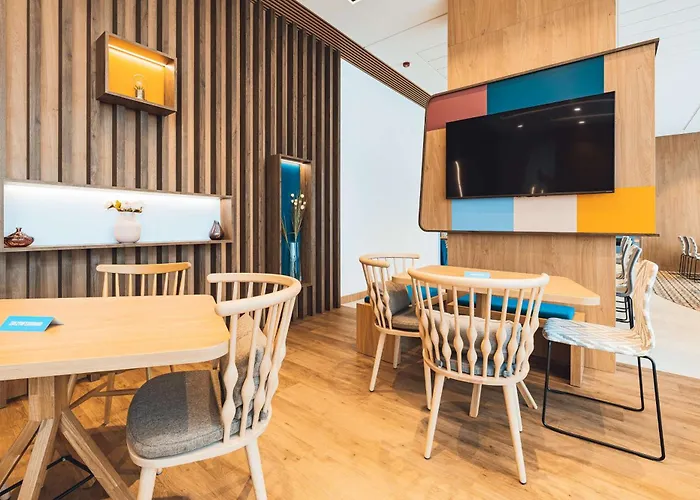 Hampton By Hilton Reduta Hotel 3*