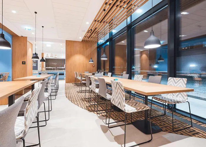 Hampton By Hilton Reduta