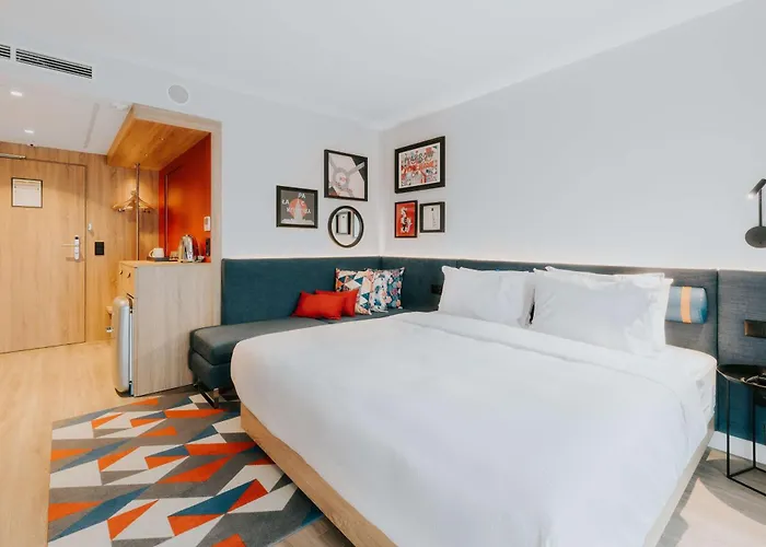 Hampton By Hilton Reduta Hotel