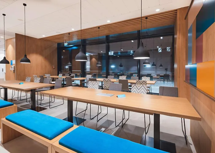 Hotel Hampton By Hilton Reduta