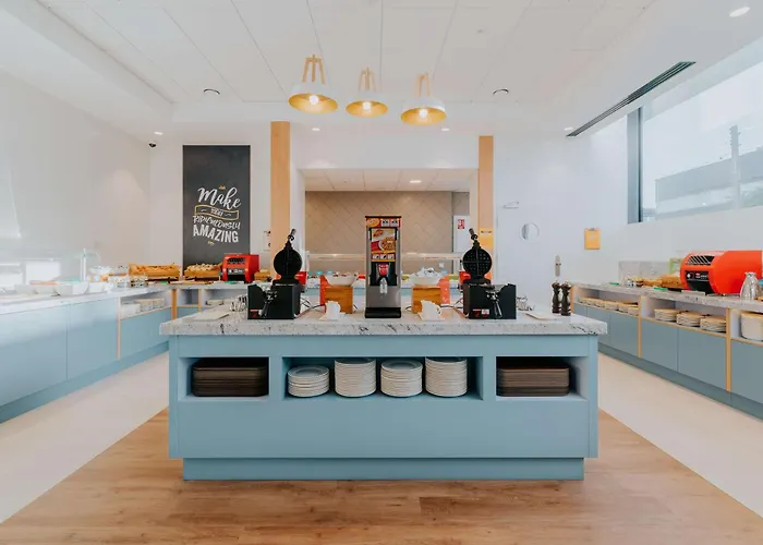 Hampton By Hilton Reduta