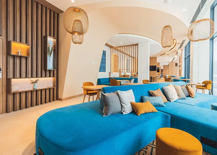 Hotel Hampton By Hilton Reduta