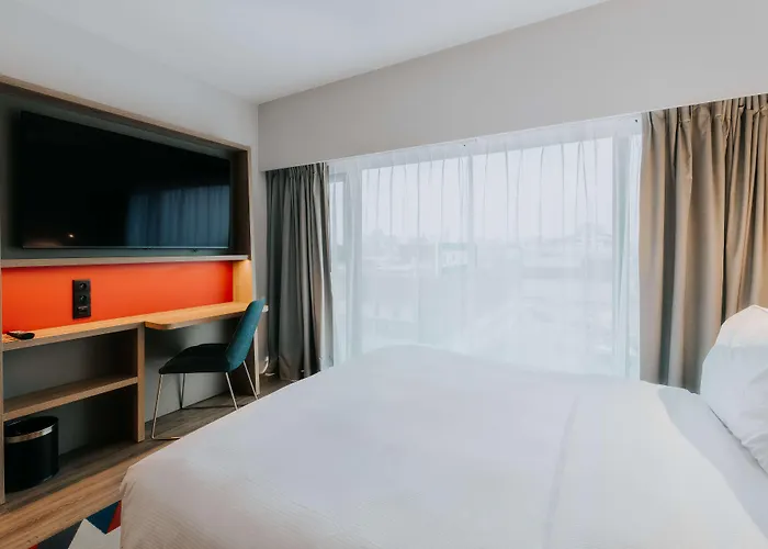 Hampton By Hilton Reduta Hotel