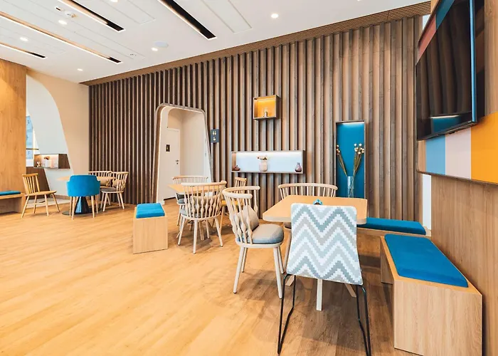 Hampton By Hilton Reduta 3* Warschau