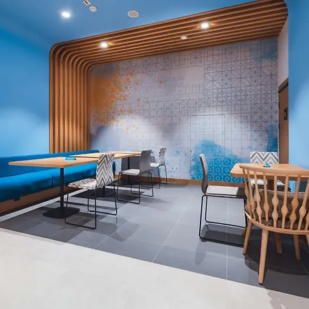 Hampton By Hilton Reduta 3* Varsovie